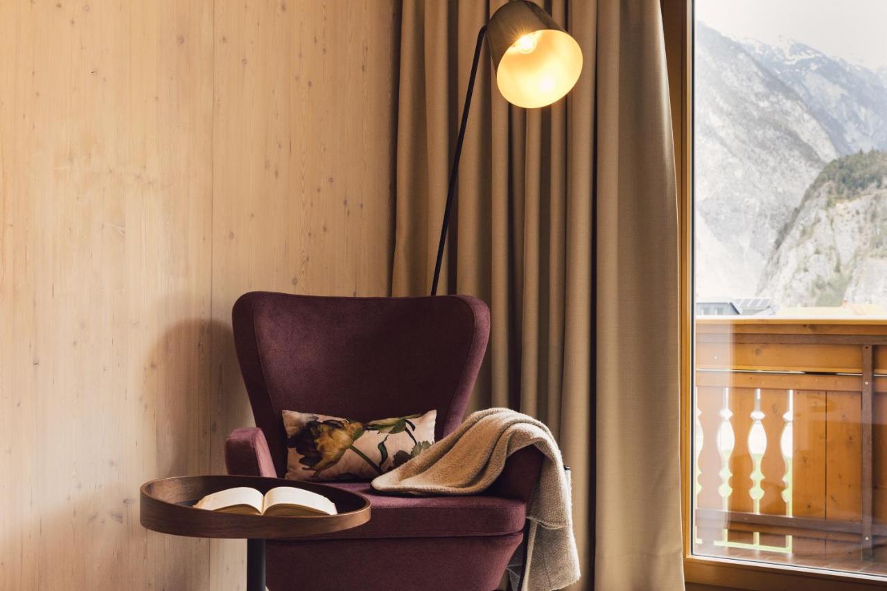 Hotel Jägerhof Zams Exteriör bild