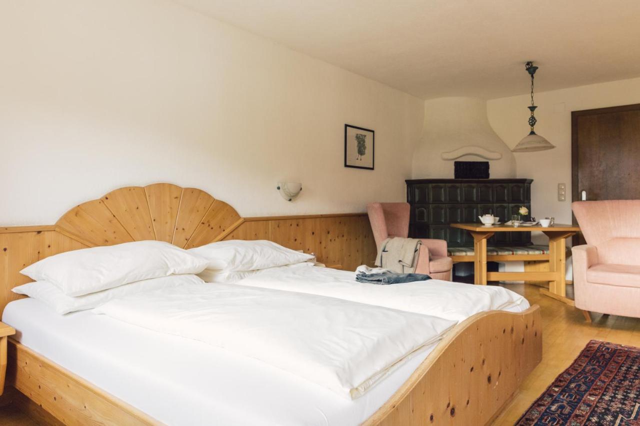 Hotel Jägerhof Zams Exteriör bild