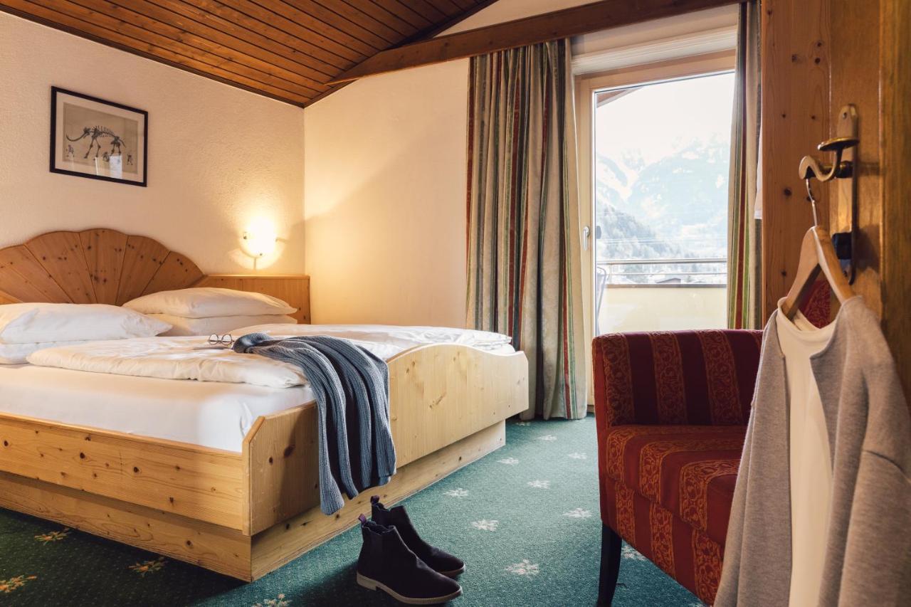 Hotel Jägerhof Zams Exteriör bild